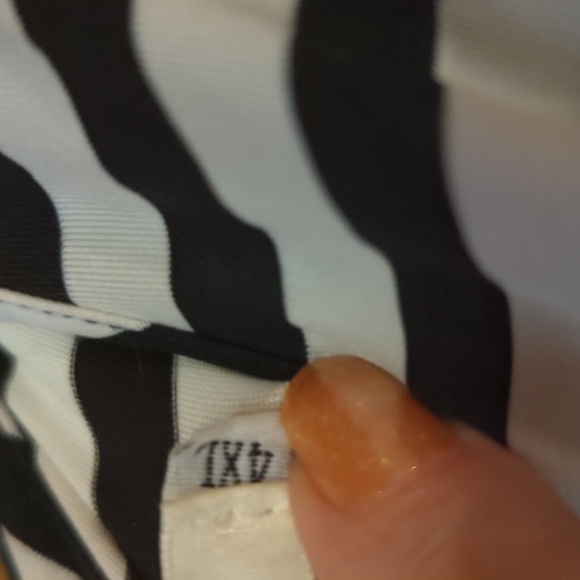 Aibeili black and white dress. Women's size 4X - Picture 4 of 7